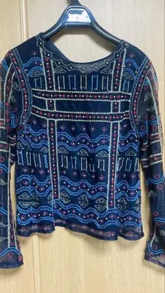 刺繍入りネイビーブラウス ZARA シースルー