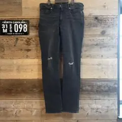 113.【未使用】GU ブラッククラッシュデニムパンツ サイズ33