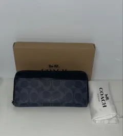 COACH ネイビー レザー 長財布　箱、袋完備
