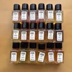 希少 フェリシモ シャルムドフランス ミニ香水 フランス製 18本セット レトロのサムネイル