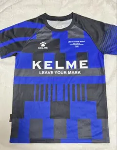 KELME サッカーTシャツ　140 ブラック　青　速乾　軽量　ロゴ　柄のサムネイル