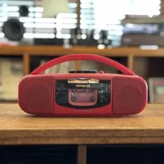 Aiwa ラジカセ CS-80シルバー レトロデザイン アイワ CS-80 – 切れ味あるデザインの実力派ラジカセ | 【昭和レトロ