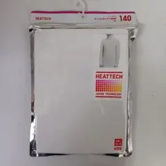 ML22 未使用　ユニクロ　キッズ　ヒートテック　タートルネック　140