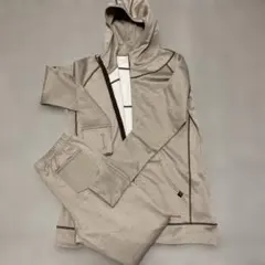 フード付きベージュジャージ上下セット
