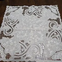 スワトウ　刺繍レース　ハンカチ