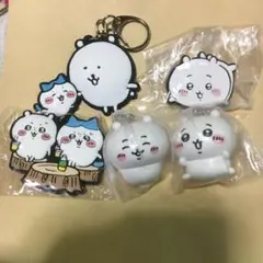 ちいかわ　ガチャ　キーホルダー　マグネット