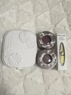 【新品未使用】PAUL & JOE コスメ 4点セットのサムネイル