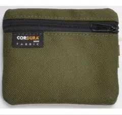 パスケース カーキ