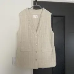 LILLIAN CARATアイボリー ツイード ベスト