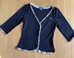 ブラック Vネック フリルカーディガン　Burberry Blue label