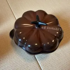 LE CREUSET フラワーココット 14cm ブラウンのサムネイル
