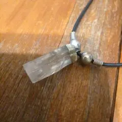 水晶　ネックレス　カジュアル　クリスタル