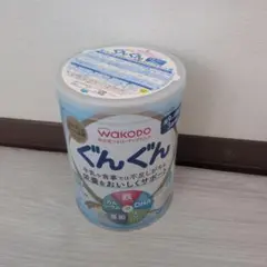WAKODO はいはい 粉ミルク 810g×2 おしりふき付き - メルカリ