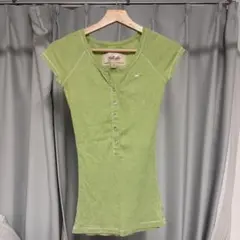 Hollister グリーン Tシャツ S