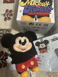 POPMART Disney Mickey Family ミッキーのサムネイル