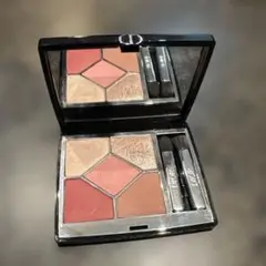 DIOR ショウ　サンククルール　823 ローザムタビリス