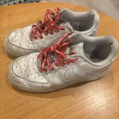 Supreme Nike Air Force 1 ホワイト