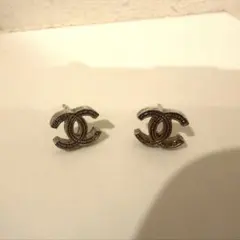 CHANEL ココマーク ピアス 両耳用 シルバーカラーのサムネイル