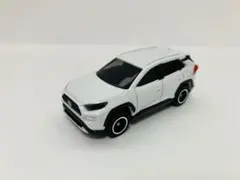 トヨタ RAV4 ホワイト ミニカー プルバックカー　　【超レア】 2025年最新】トヨタ rav4 プルバックカーの人気アイテム - メルカリ