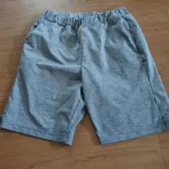 UNIQLO KIDS ハーフパンツ グレー 140cm