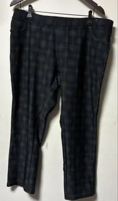 チェック柄のグリーンイエローブラックボアズボンパンツ