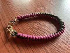 スマホストラップ　パラコード　赤/モスグリーン