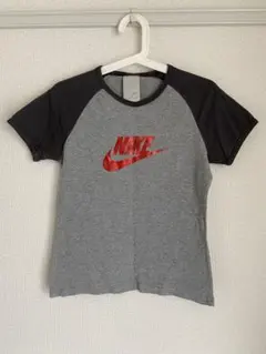 NIKE 半袖Tシャツ グレー×ブラック Mサイズのサムネイル