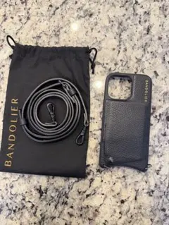 【iPhone13Pro】BANDOLIER スマホケース ストラップ付き