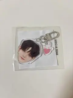 TREASURE カプセルトイ 顔アクキー ヨシ 喜