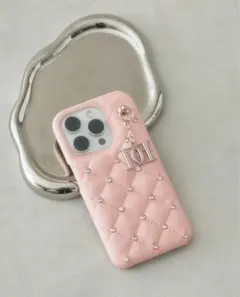 DarichキルティングビジューDDチャーム iPhone15ケース