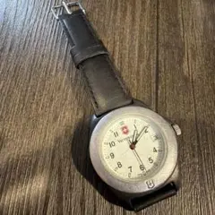 VICTORINOX クォーツ 腕時計 本体のサムネイル