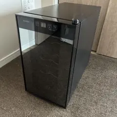ワインセラー 小型 イニッチオ社製SI-01 - メルカリ