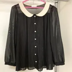 earth 黒 シースルー長袖ブラウス ベージュ丸襟