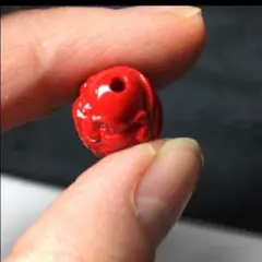 アクセ用　朱砂（しゅさ）トップ布袋様