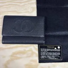 シャネルCHANEL ヴィンテージ　二つ折り財布 ブラック　7064140