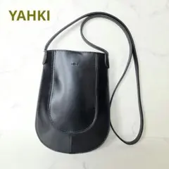 美品 YAHKI ヤーキ 本革 レザー ショルダーバッグ ブラック 黒 ミニマル