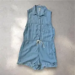 FOREVER 21 オールインワン サロペット ショートパンツ ライトブルーのサムネイル