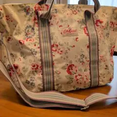 Cath Kidston 花柄ボストンバッグ