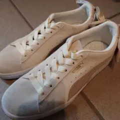 PUMA ホワイト スエード リボン スニーカー