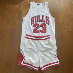 シカゴブルズ　タンクトップ　ショートパンツ　ジョーダン