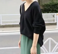 イエナ ホールガーメントコクーンVネックプルオーバー 黒 ウール ニットフリー