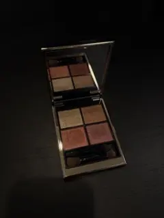 M*u様 SUQQU シグニチャーカラーアイズ04 純撫子