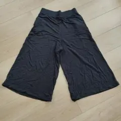 UNIQLO ブラック ガウチョパンツ Mサイズ