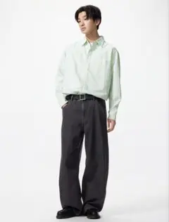 UNIQLO バギーカーブジーンズ　30（76㎝）　DARK GRAY