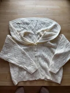 アイボリー フード付きカーディガン