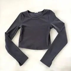 GU ダークグレー リブクロップドT(長袖)
