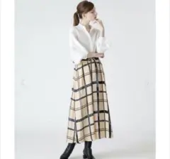 チェックスカート