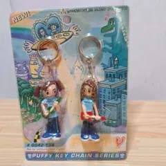 パフィーキーチェーンとミスタードーナツのポンデライオンのストラップ