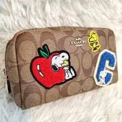 ⭐未使用級⭐COACH×スヌーピー　コラボ　化粧ポーチ　シグネクチャー　pvc