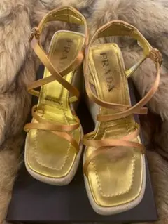 PRADA サテンストラップサンダル